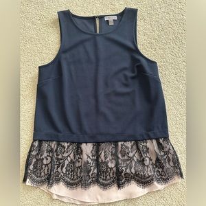 Navy blues with light pink underlay - Chealsea28 tank top. Size Small